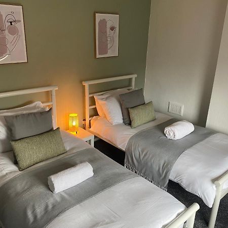Montrose - Perfect Contractor Stay, Own Driveway, 3 Bedrooms 게이츠헤드 외부 사진