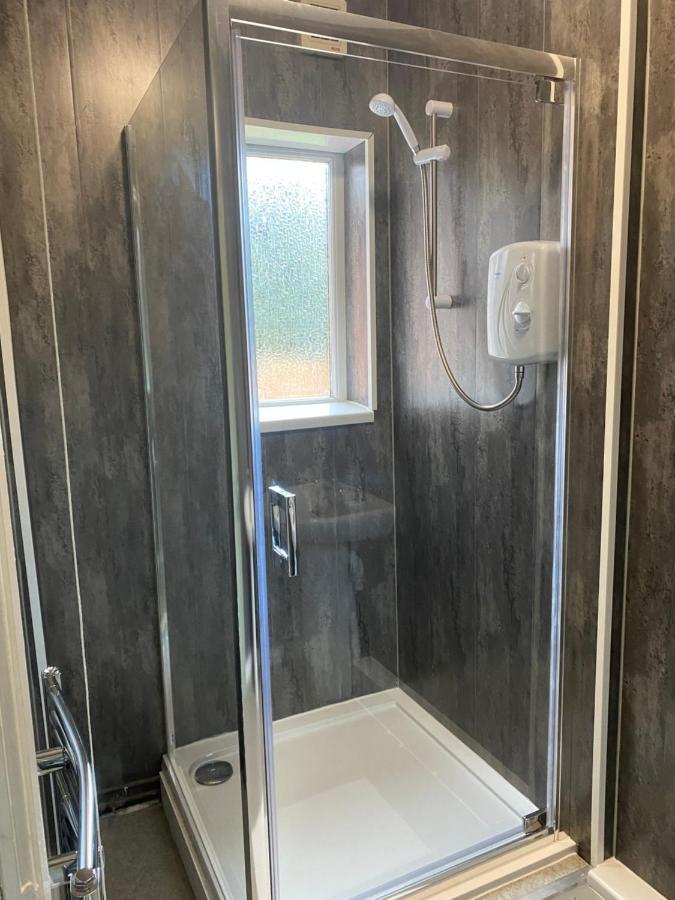 Montrose - Perfect Contractor Stay, Own Driveway, 3 Bedrooms 게이츠헤드 외부 사진